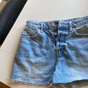 Urban Outfitter --BDG Summer Cut Off size 26